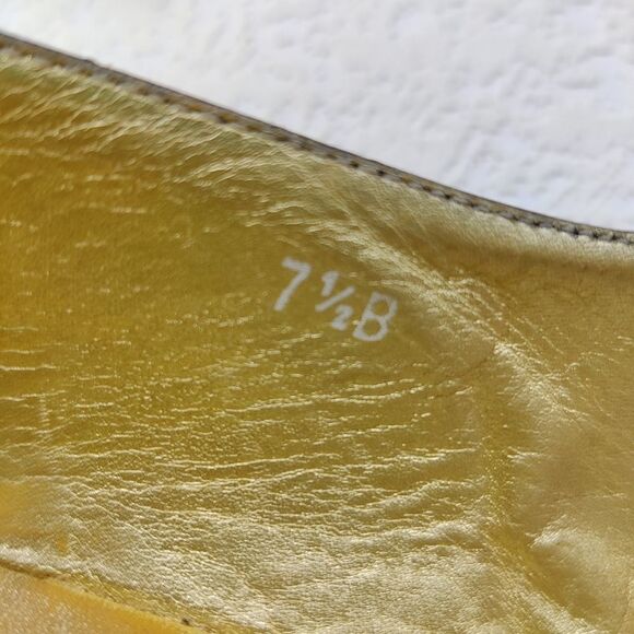 Joan & David Antique/ Vintage Style Spool Heel Pointy Toe Alligator Lace Up Pump - Picture 13 of 15